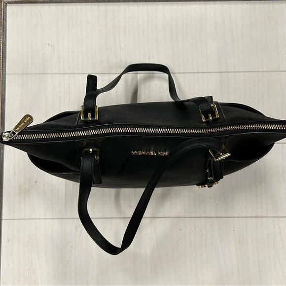 Micheal Kors Charlotte Jet Set Large Black Tote Gold Hardware‎ Saffiano Leather - Picture 10 of 15